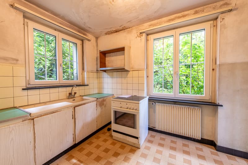 Invest, develop, or realize yourself - Single-family house on attractive building land (5)