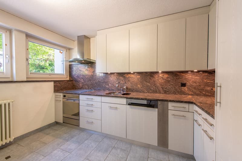 Sunny living feeling semi-detached house with winter garden and surrounding area (4)