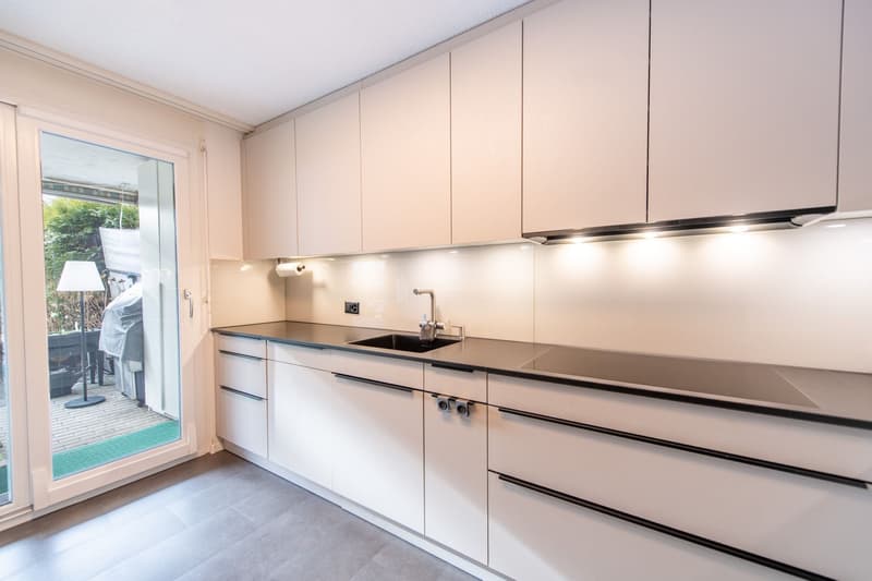 Your personal retreat: Modern ground floor apartment with private garden share (4)
