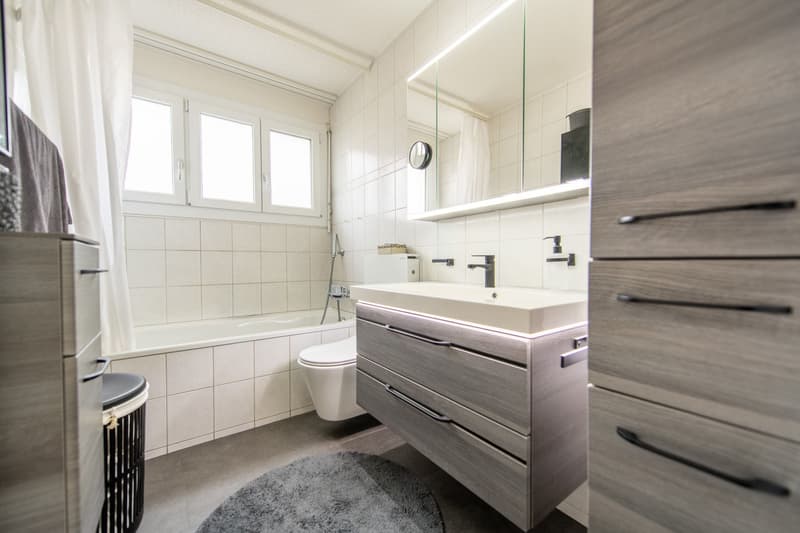 Your personal retreat: Modern ground floor apartment with private garden share (10)