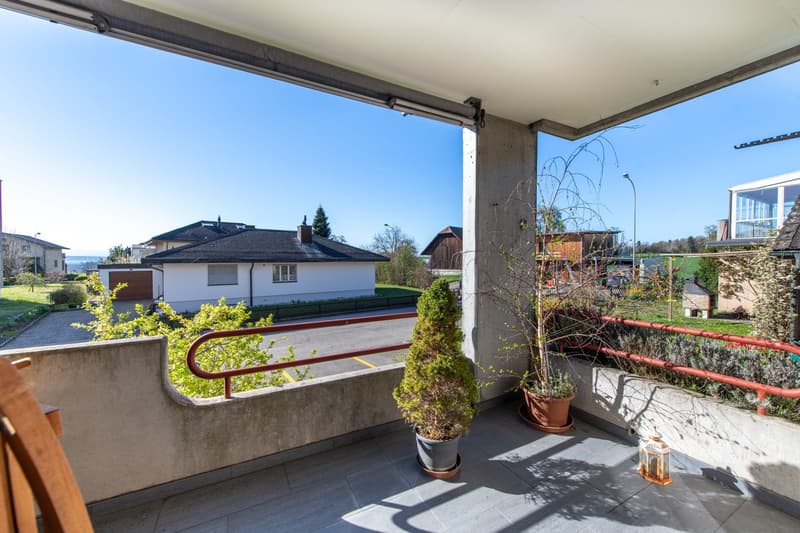 Bright 5.5-room high-parterre apartment with a lot of living comfort (12)