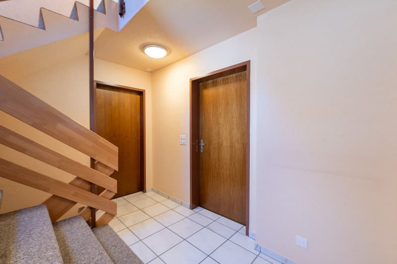 Well-maintained semi-detached house with plenty of space for family life (9)