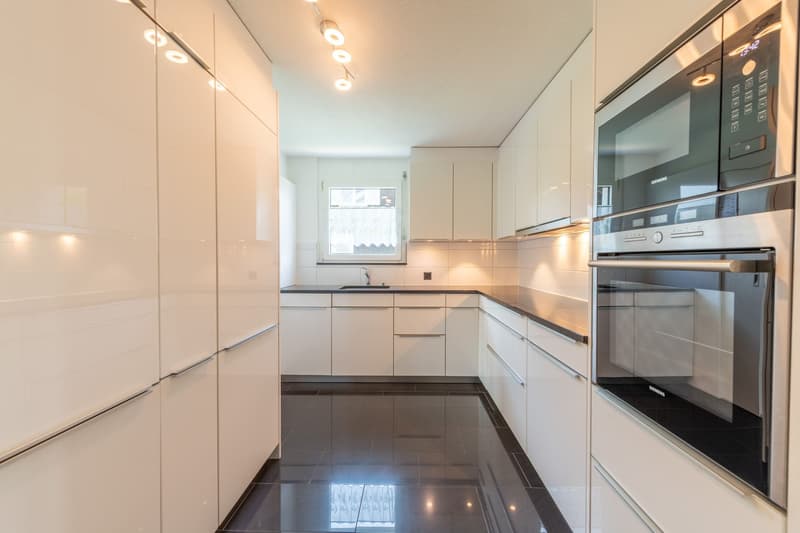 A Home to Feel Good - Bright, Modern 4.5-Room Apartment (5)