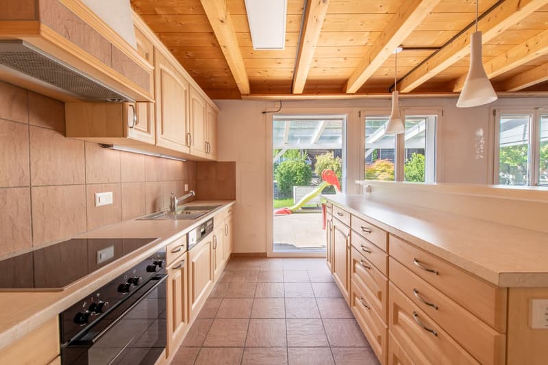 A home to feel good in - bright living ambiance, fireplace and sunny terrace (4)
