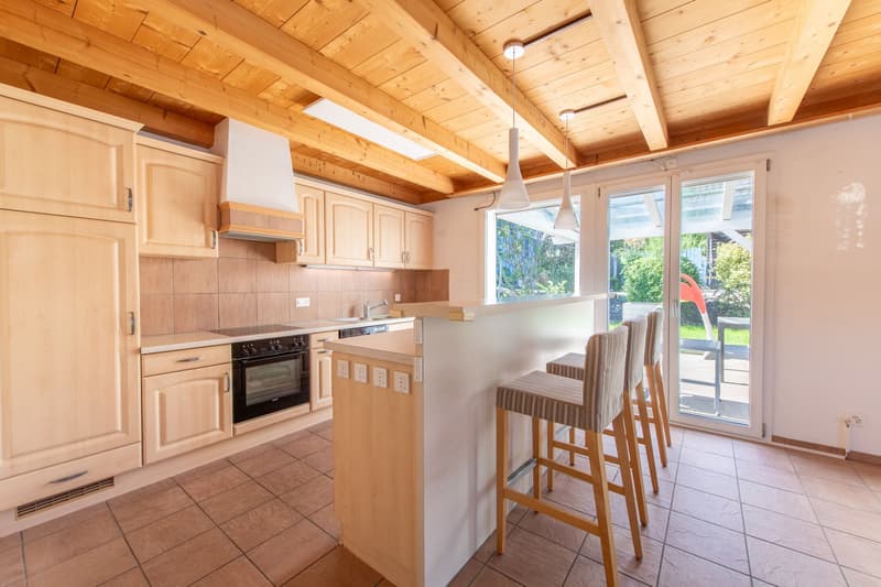 A home to feel good in - bright living ambiance, fireplace and sunny terrace (3)
