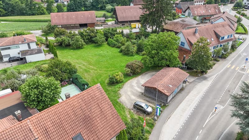 Bauland mit Projektmöglichkeit (1'274 m²) (3)