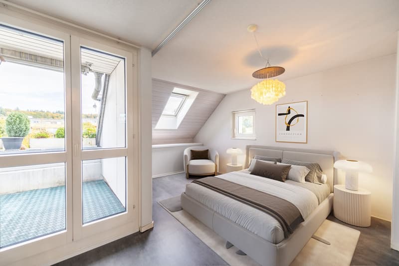 Zentral und ruhig: Helle 3.5-Zimmer-Duplex-Wohnung mit Wintergarten und Balkon (4)