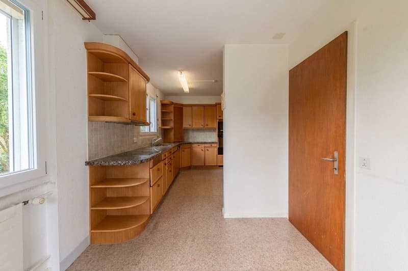 Ihr Rückzugsort mit Weitblick: Freistehendes 6.5-Zimmer-Einfamilienhaus mit Gartenidylle (7)