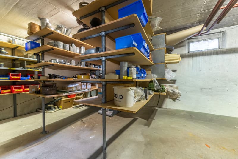 Workshop, Storage or Showroom - Individually Usable Commercial Space (8)