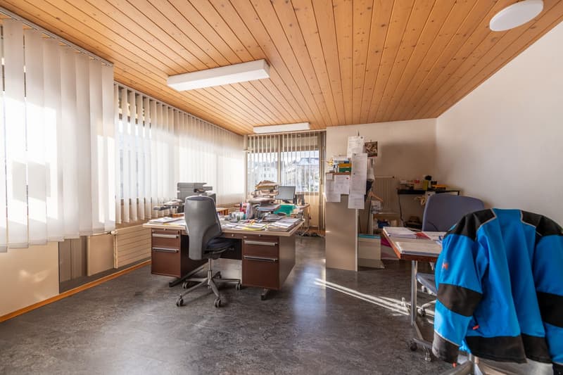 Workshop, Storage or Showroom - Individually Usable Commercial Space (4)