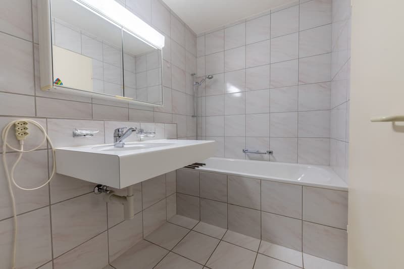 Appartement de jardin attractif avec cheminée et part de jardin privée (9)