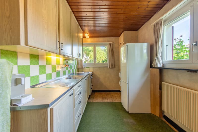 Zentrumsnahes Potenzial: Ausbaubares 5-Zimmer-Einfamilienhaus mit grosszügigem Garten (5)