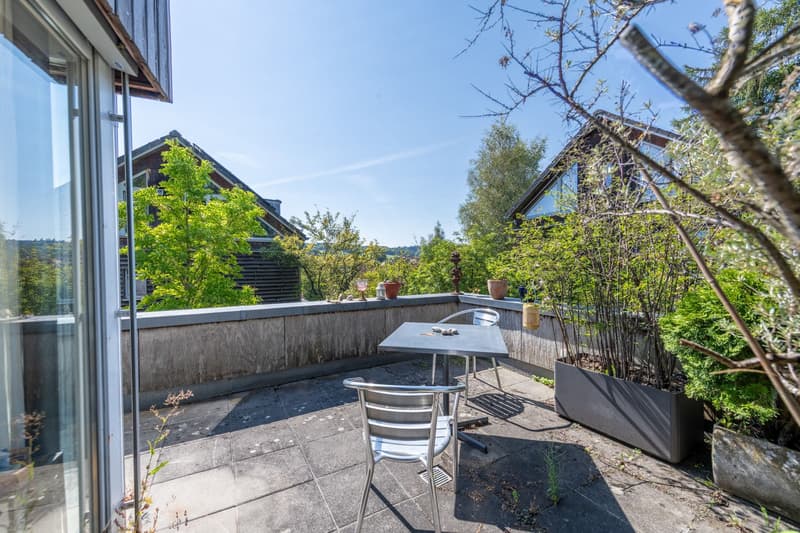 Architecture meets nature: your retreat with a far-reaching view (13)