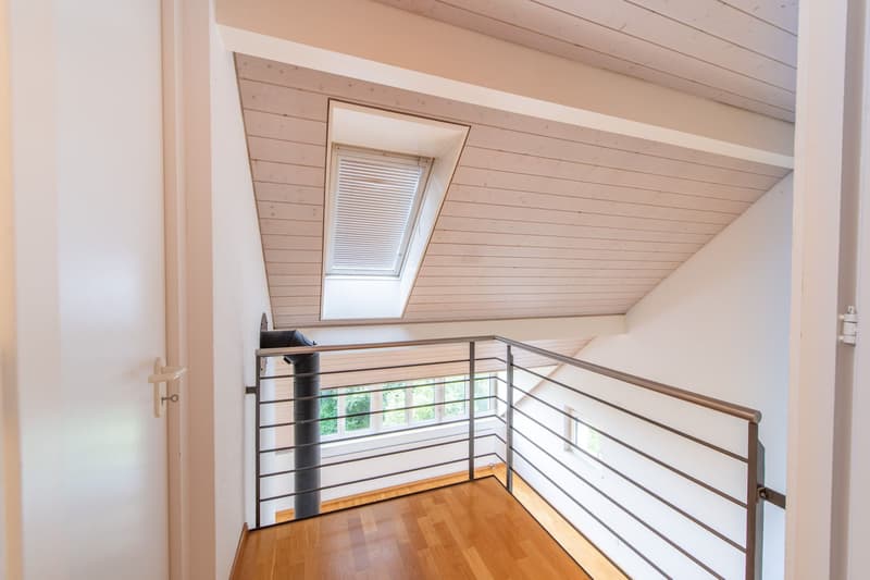 Appartement duplex avec cheminée confortable & lave-linge personnel (12)