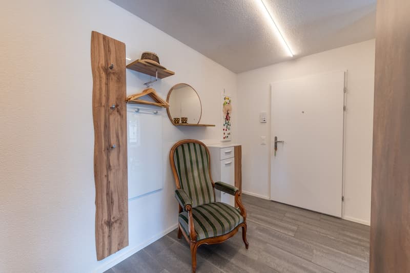 Attic apartment with dreamy terrace, lift, and Jura view (8)