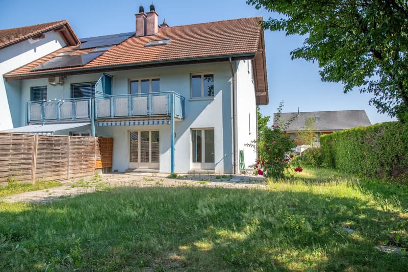 Peaceful living, central location - bright and spacious (1)