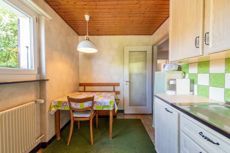 Zentrumsnahes Potenzial: Ausbaubares 5-Zimmer-Einfamilienhaus mit grosszügigem Garten (6)