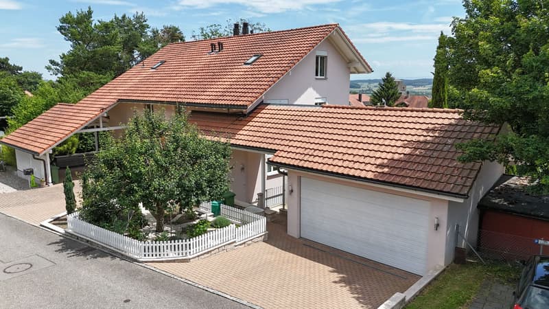 Wohnen mit Weitblick - Gepflegte Doppelhaushälfte mit schönem Garten (1)
