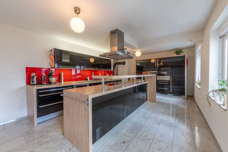 Ein Zuhause zum Wohlfühlen: Stilvoll wohnen mit viel Platz (5)