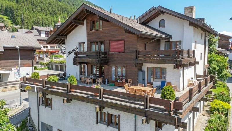 Wohnen mit Bergpanorama - 4.5-Zimmer-Wohnung mit einzigartiger Terrasse (1)
