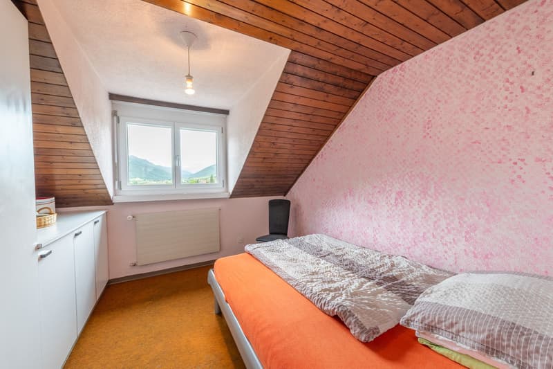 Ihr Rückzugsort mit Weitblick: Freistehendes 6.5-Zimmer-Einfamilienhaus mit Gartenidylle (11)