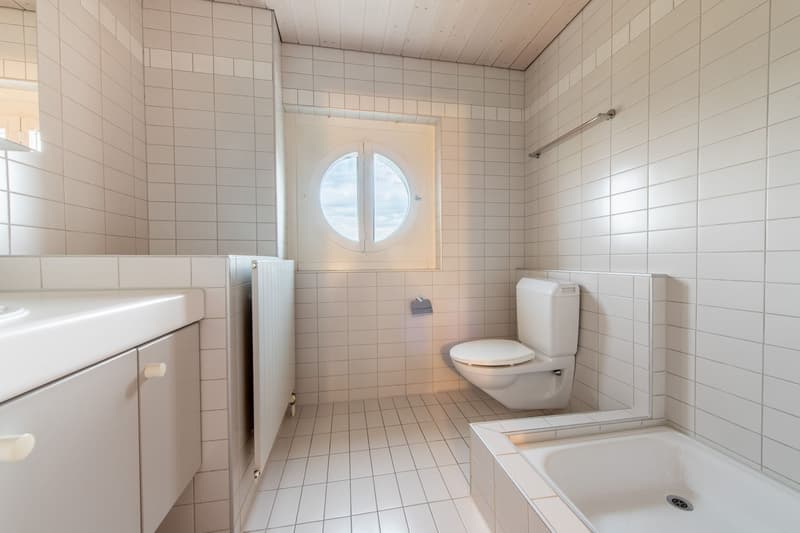 Duplexwohnung mit gemütlichem Cheminée & eigener Waschmaschine (10)