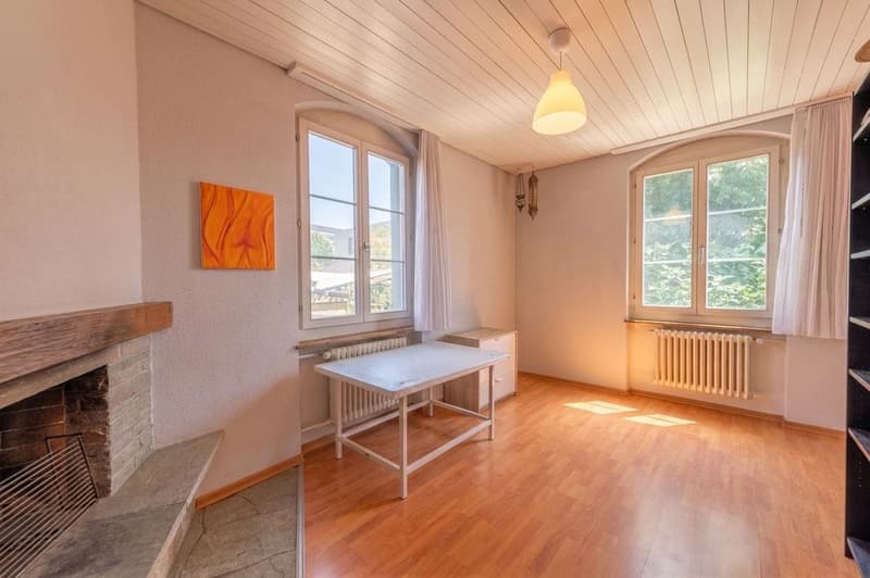 Wohnen mit Charakter - Historisches Einfamilienhaus mit viel Umschwung (8)