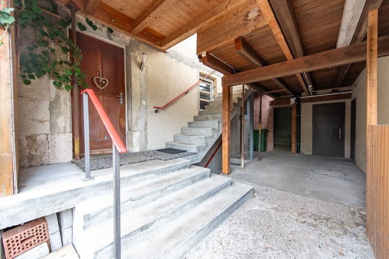Ein Haus mit Potenzial - angrenzende Liegenschaft ebenfalls erhältlich (2)