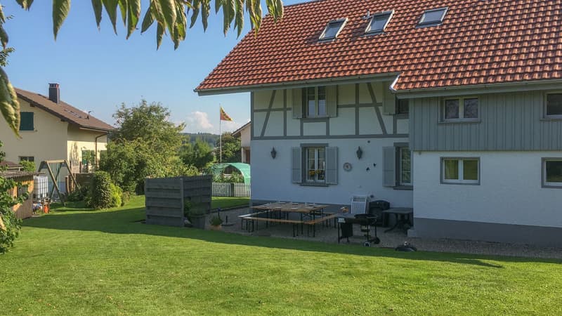 240 m² voller Möglichkeiten - grosszügiges Familienhaus mit Garten (11)