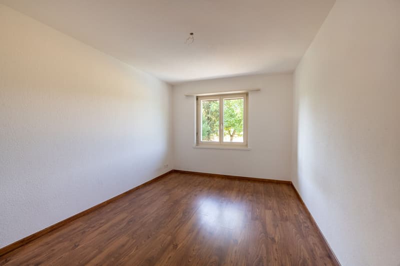 Viel Platz für die ganze Familie - 6.5-Zimmer-Reiheneckhaus mit Blick ins Grüne (9)