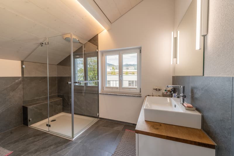 Ein Haus, viele Möglichkeiten - 203 m² Wohnfläche und Potenzial für zwei Einheiten (6)