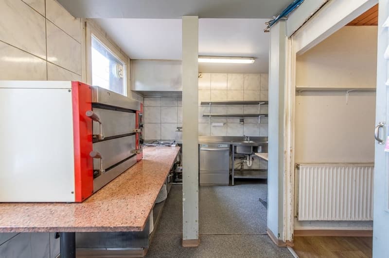 Wo Wohnen auf Gewerbe trifft - Vielseitige Liegenschaft mit Restaurant & Lagergebäude (6)