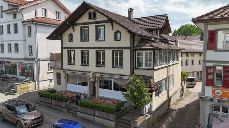 Wo Wohnen auf Gewerbe trifft - Vielseitige Liegenschaft mit Restaurant & Lagergebäude (1)