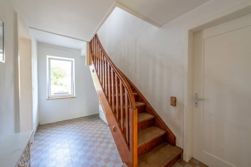 Attraktives Zweifamilien Bauernhaus - frei vom BGBB (8)