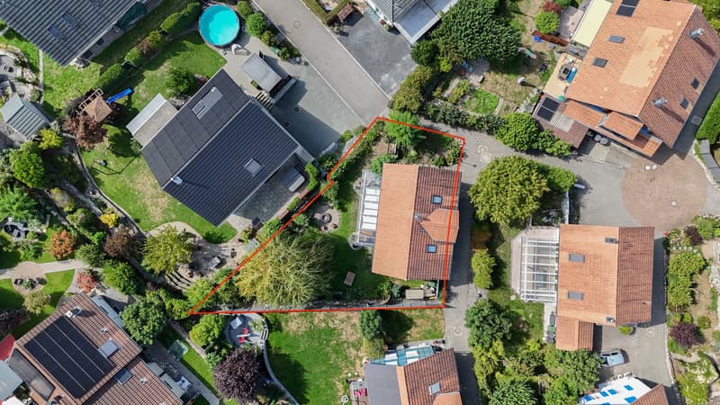 Nachhaltig wohnen - Minergie-Haus mit Wintergarten und Garten (13)