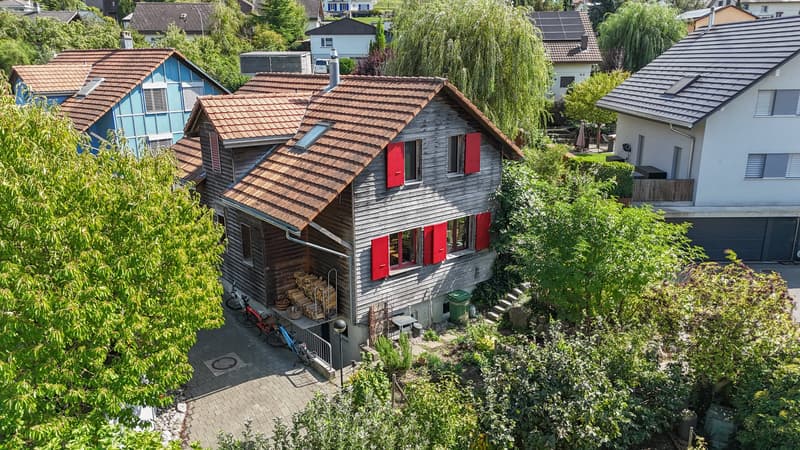Nachhaltig wohnen - Minergie-Haus mit Wintergarten und Garten (12)