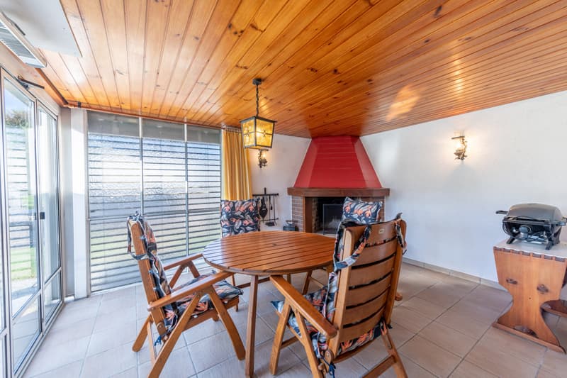 Ein Zuhause zum Geniessen - 5-Zimmer Einfamilienhaus mit Wintergarten & viel Grünfläche (4)
