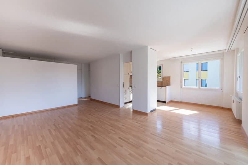 Wohnen über den Dächern von Kehrsatz: Helle 5.5-Zimmerwohnung mit Bastelraum (2)