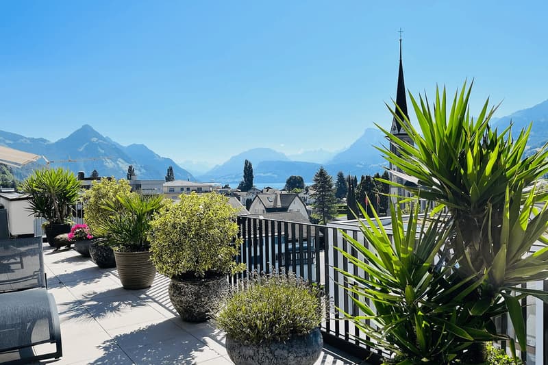 Appartement en attique de 5,5 pièces avec terrasse sud de 112 m² à louer à Ennetbürgen (12)