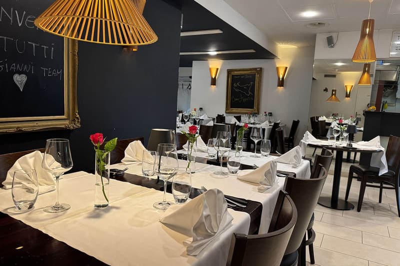 Spazio gastronomico con terrazza a Stans - locazione visibile (8)