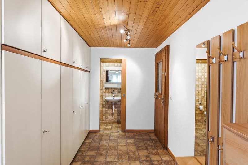 4.5-Zimmer-Einfamilienhaus mit Einliegerwohnung und traumhafter Bergsicht in Ennetmoos (8)