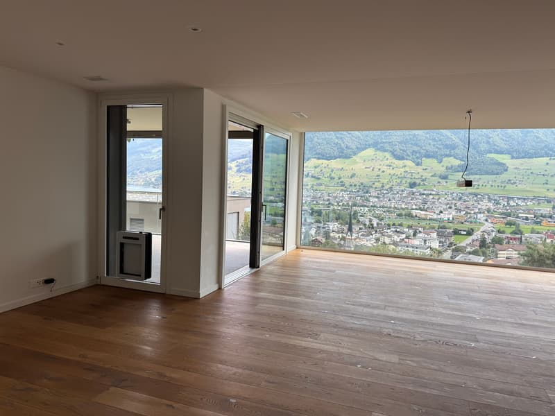 Grosszügige 4½-Zimmer-Wohnung mit Seesicht und sonnigem Balkon in Ennetbürgen mieten (4)