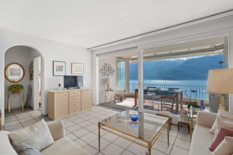 2.5-Zimmer-Attikawohnung mit Panoramasicht in Brissago kaufen (7)
