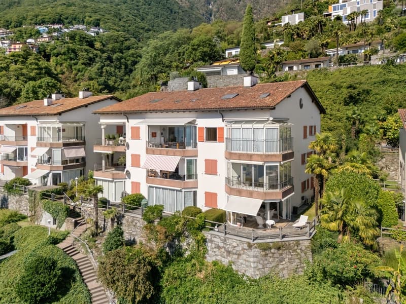 2.5-Zimmer-Attikawohnung mit Panoramasicht in Brissago kaufen (3)