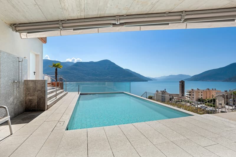 2.5-Zimmer-Attikawohnung mit Panoramasicht in Brissago kaufen (1)