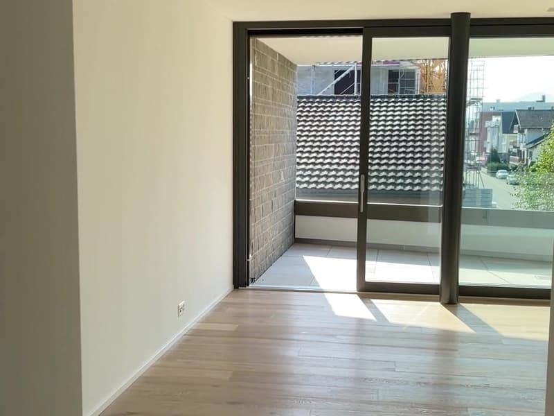 Neuwertig wohnen in Ennetbürgen - moderne 3 1/2-Zimmer-Wohnung mit Balkon (7)