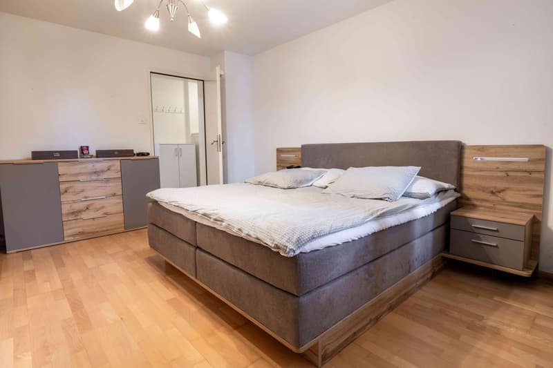 Charmante 3.5-Zimmer-Wohnung in zentraler Lage von Muttenz (2)