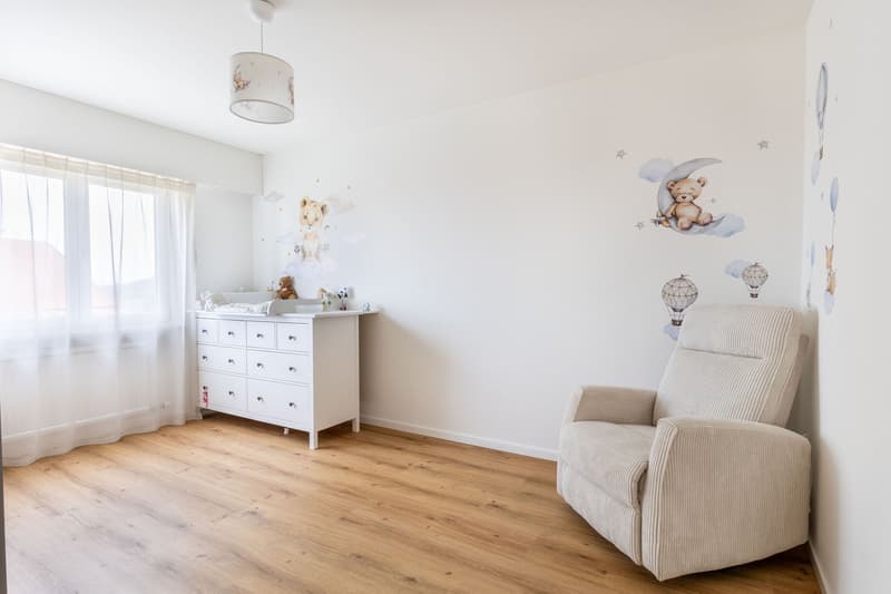 Maison jumelée de 4,5 pièces rénovée (9)