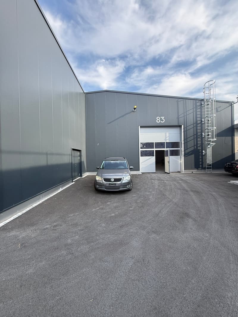 Moderne Gewerbehalle mit 408 m² - 6 Parkplätze & NK inklusive | Sofort verfügbar (7)