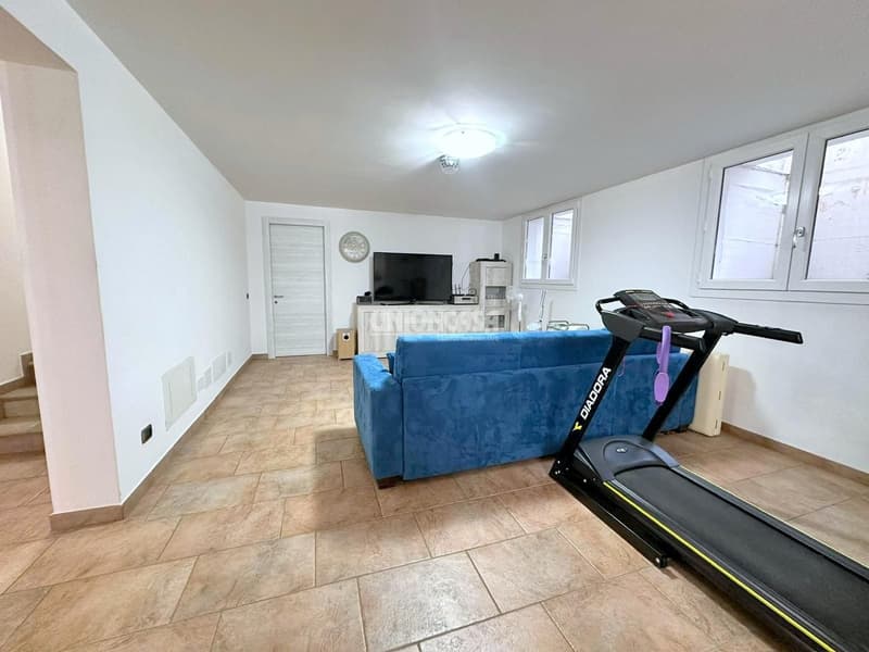 Superbe villa indépendante à Rodero – 4,5 pièces avec piscine et jardin (40)